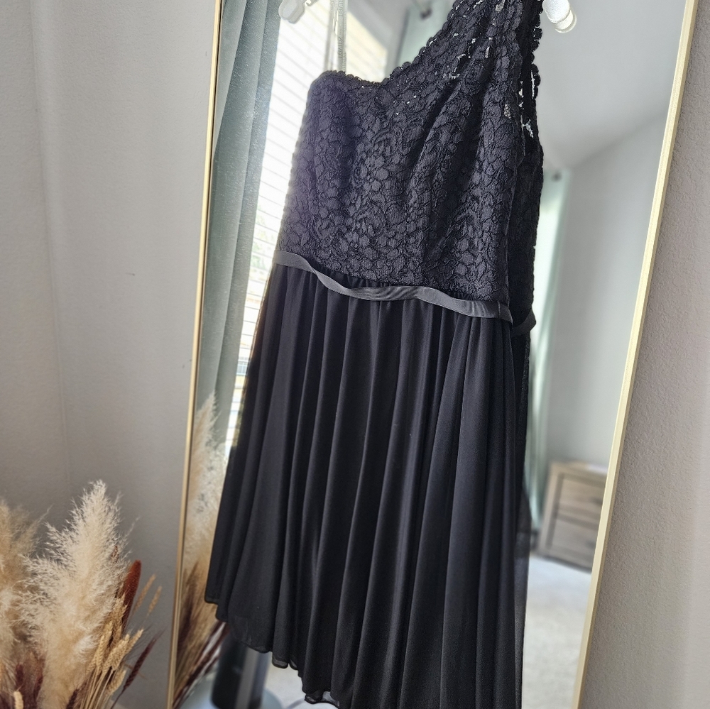 Black one shoulder dress